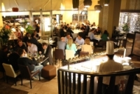 COMO & Café